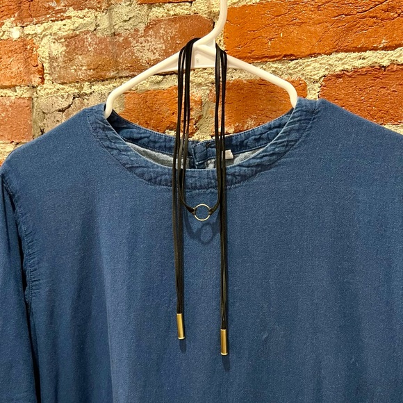 Jewelry - LIKE NEW 🖤💛 Black Leather Cord & Gold Hardware Choker / Bolo Tie Necklace